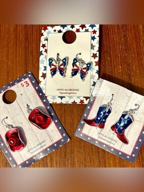 🇺🇸 Three 🆕 pairs red, white & blue earrings for pierced ears Perfectly patriotic